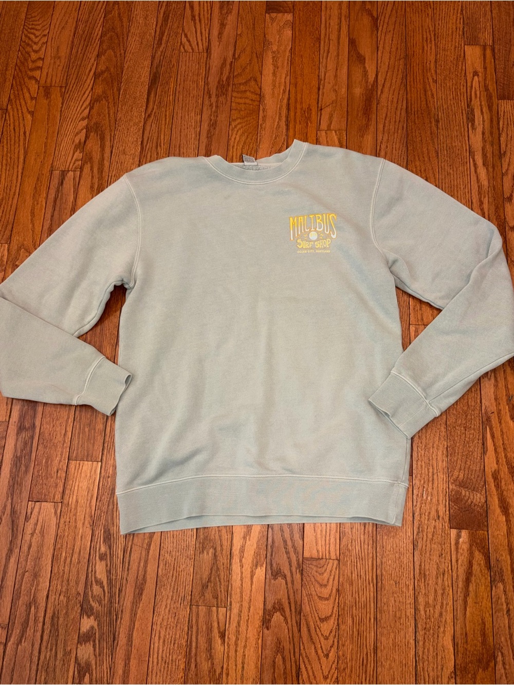 OC MD Malibu Surf shop Sage Green Crewneck Sweatshirt small
